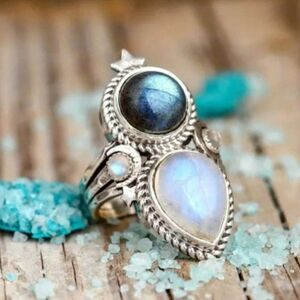Vintage Style Silver Plated Ring  Moonstone and Labradorite Gemstone